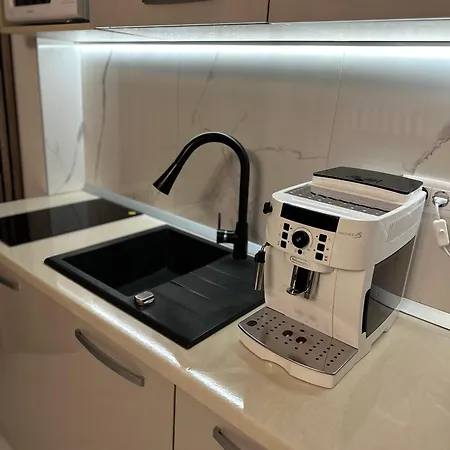 Anias View Of The Black Sea 45 Апартаменты Нэводари